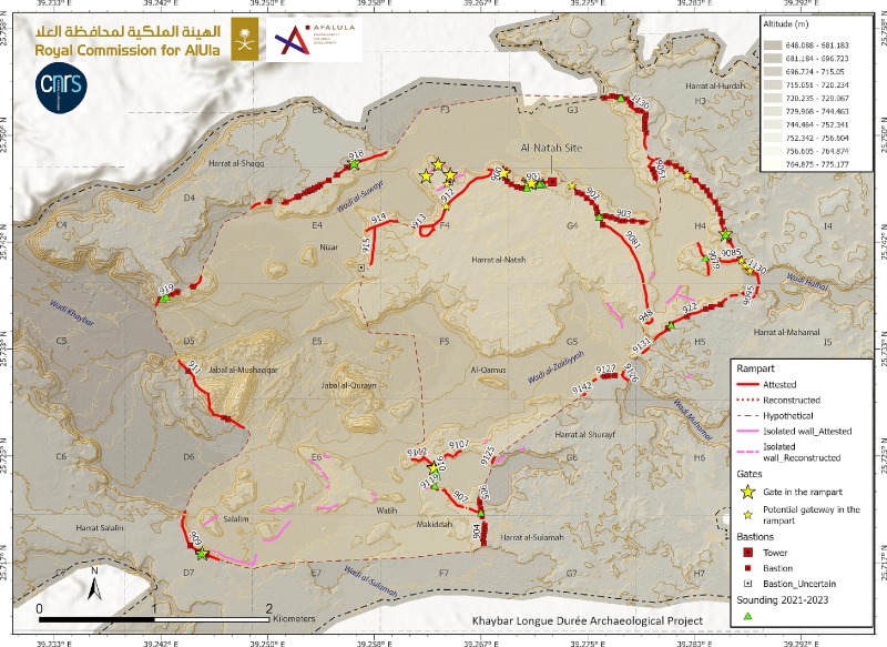 Map of the main ramparts of Khaybar, with identification of main segment walls and location of bastions and soundings in 2021–2023, © Khaybar LDAP, G. Charloux.